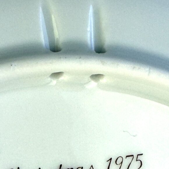 1975 Lindner Cobalt “Christmas Cheer” 24K Gold Collector Plate H.H. Lihs Germany - Picture 9 of 10